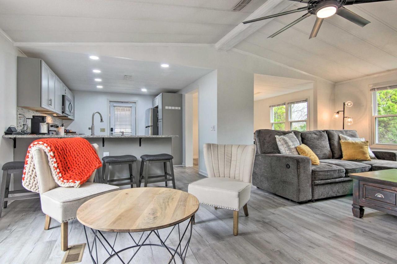 Cozy Asheville Cottage With Grill And Fire Pit! エクステリア 写真