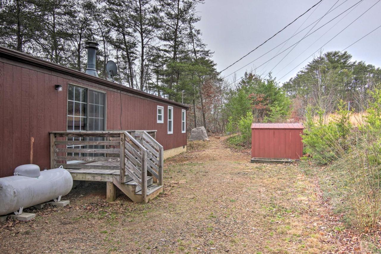 Cozy Asheville Cottage With Grill And Fire Pit! エクステリア 写真